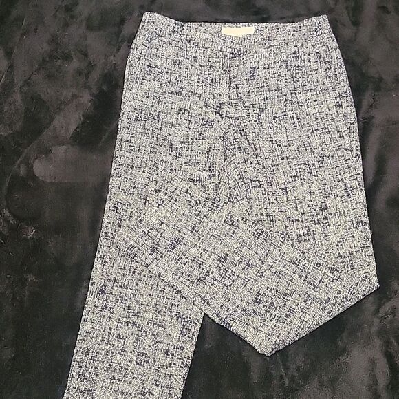 Micheal Kors Tweed Suit. Blazer Size 0, Pants Size 2 - Picture 5 of 8